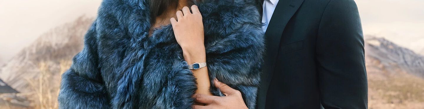 Meilleurs cadeaux pour elle; Mettant en vedet la montre Goddess of Time, modèle 96L343